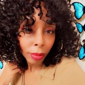 Meet your Posher, Nickole